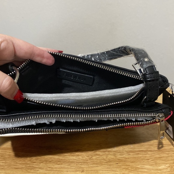 Forever 21 Striped Crossbody Bag - Picture 3 of 8